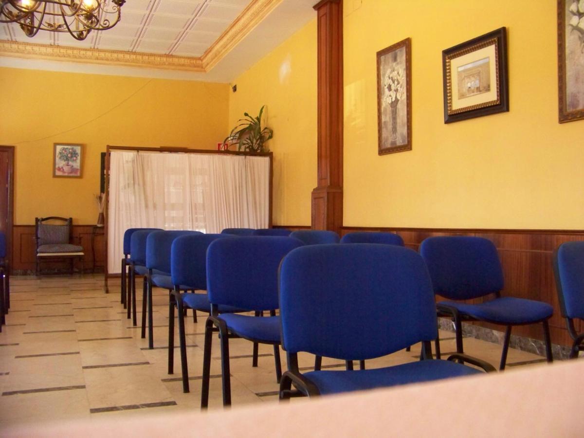 Hostal El Lirio Bollullos Par del Condado Rom bilde