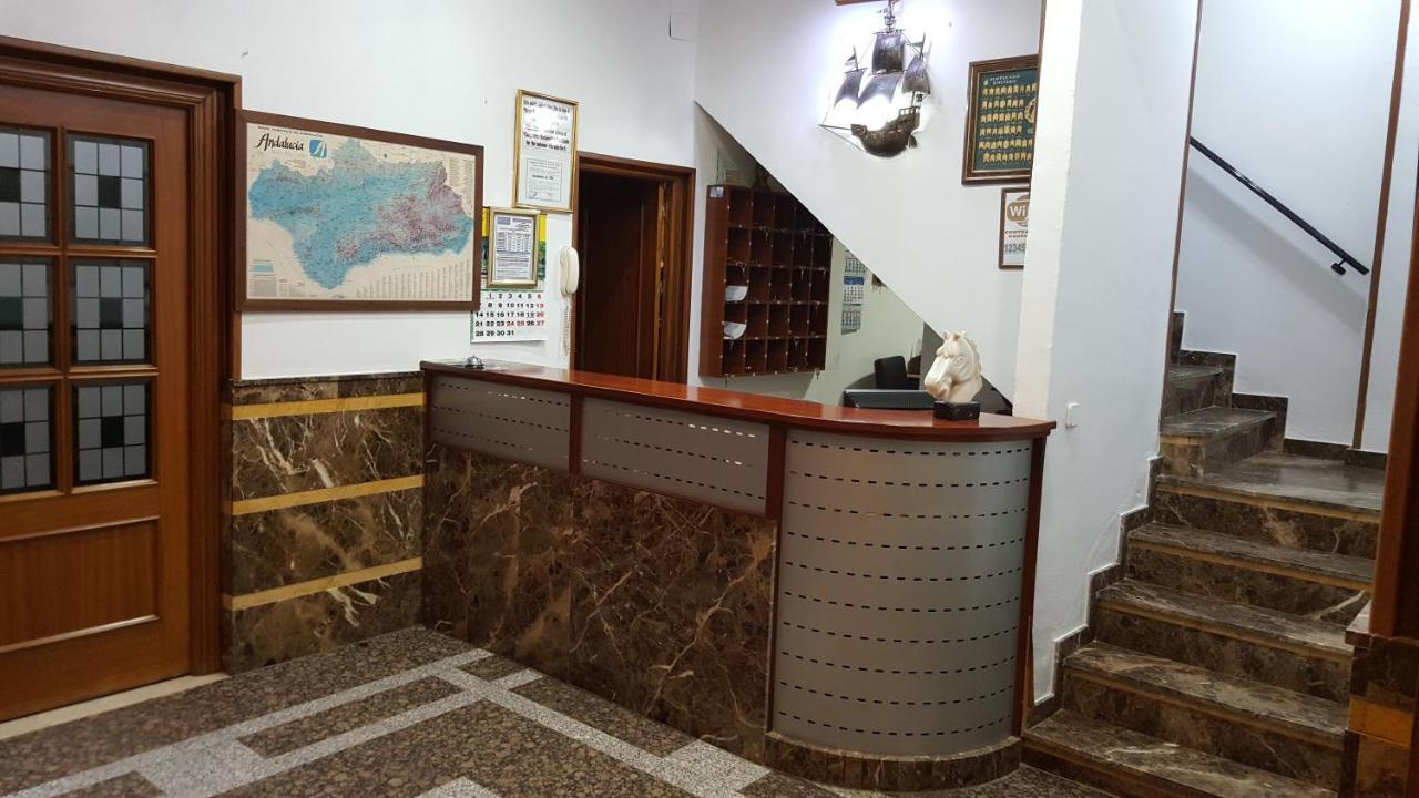 Hostal El Lirio Bollullos Par del Condado Eksteriør bilde