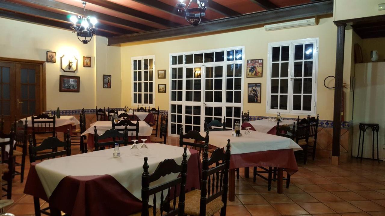 Hostal El Lirio Bollullos Par del Condado Eksteriør bilde